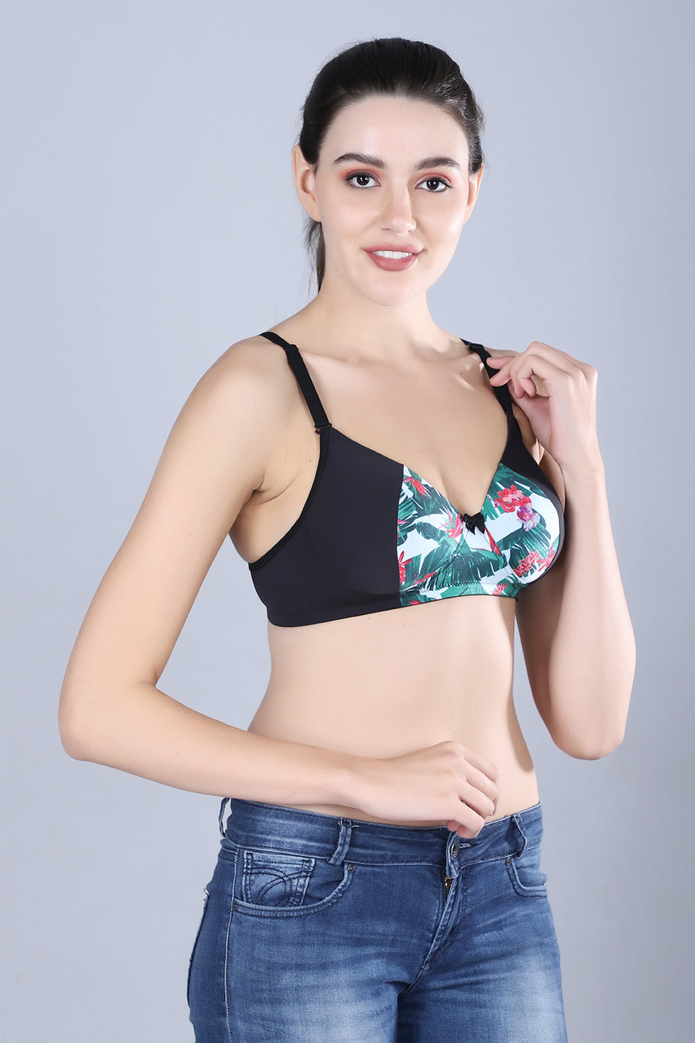 Lightly Padded Non-Wired Full Cup Multiway T-shirt Bra