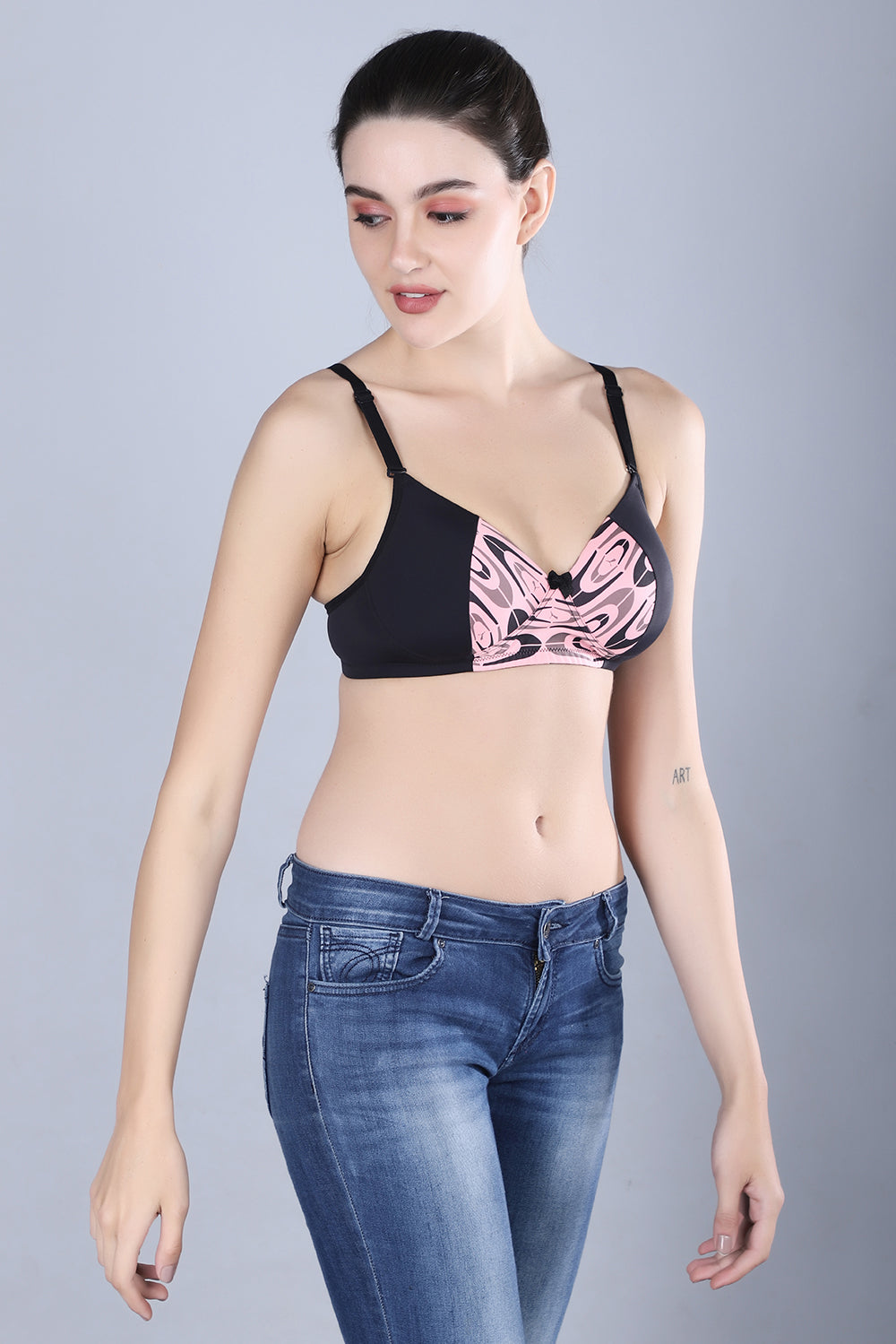 Lightly Padded Non-Wired Full Cup Multiway T-shirt Bra