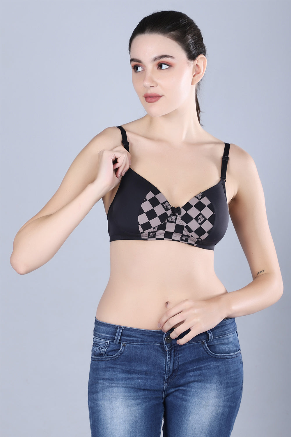 Lightly Padded Non-Wired Full Cup Multiway T-shirt Bra